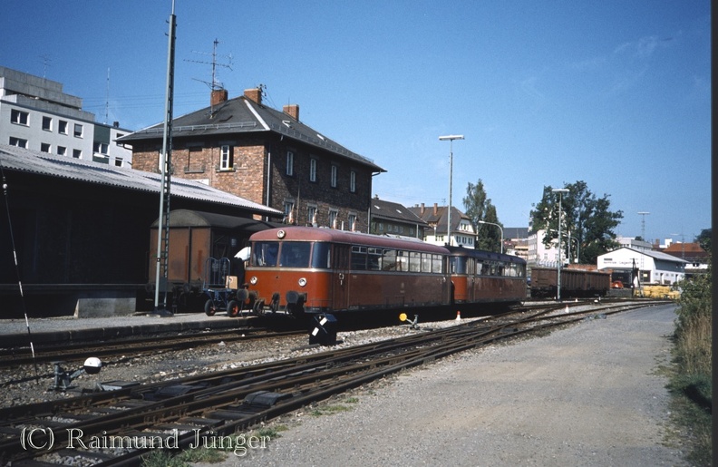 Box11-0068