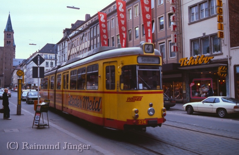 Box7-0032