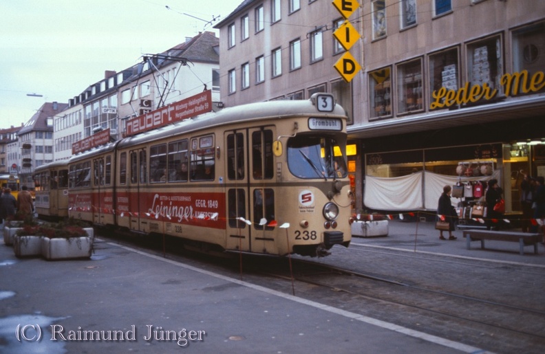 Box7-0042